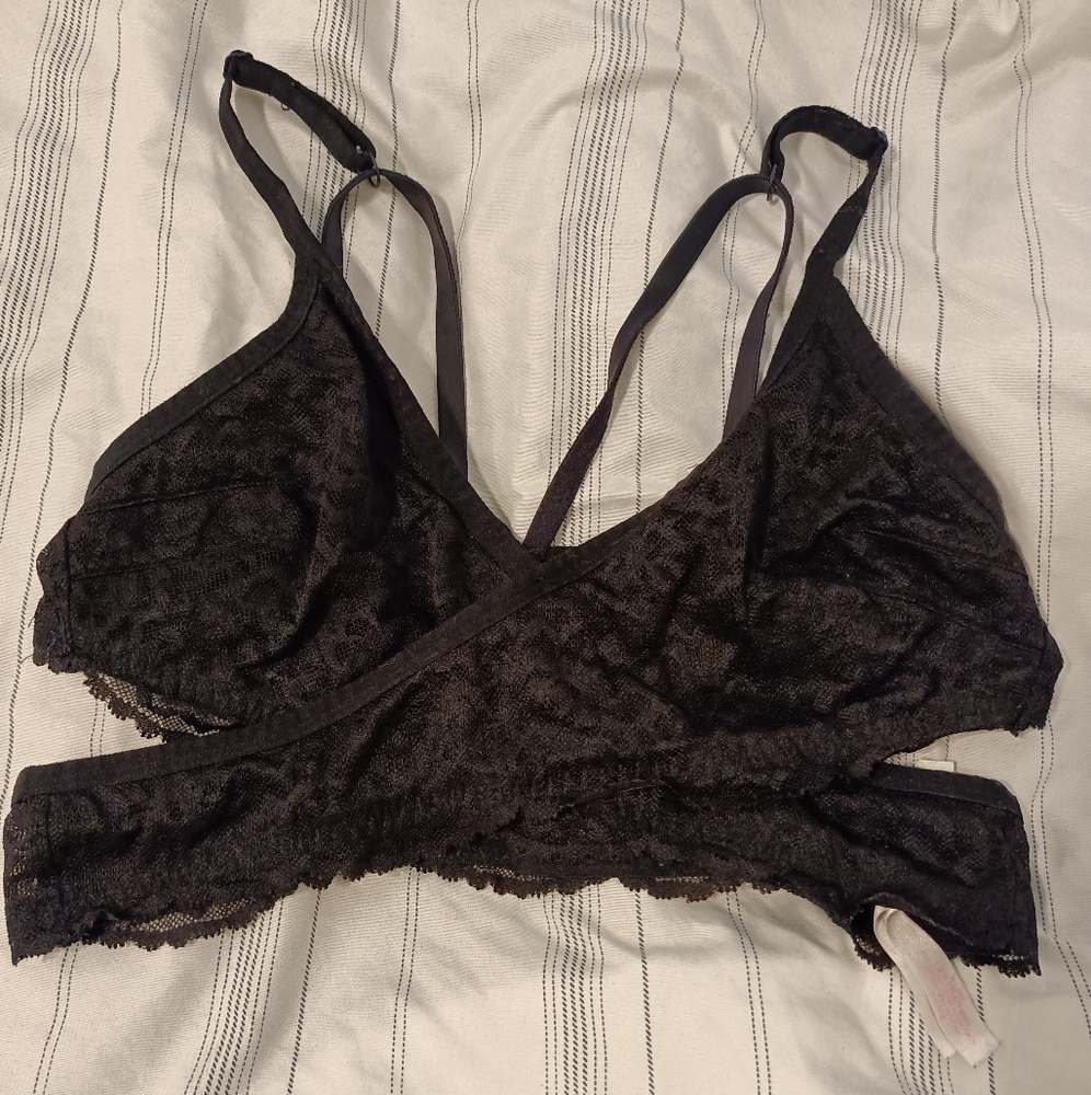 Elegant Black Lace Bralette